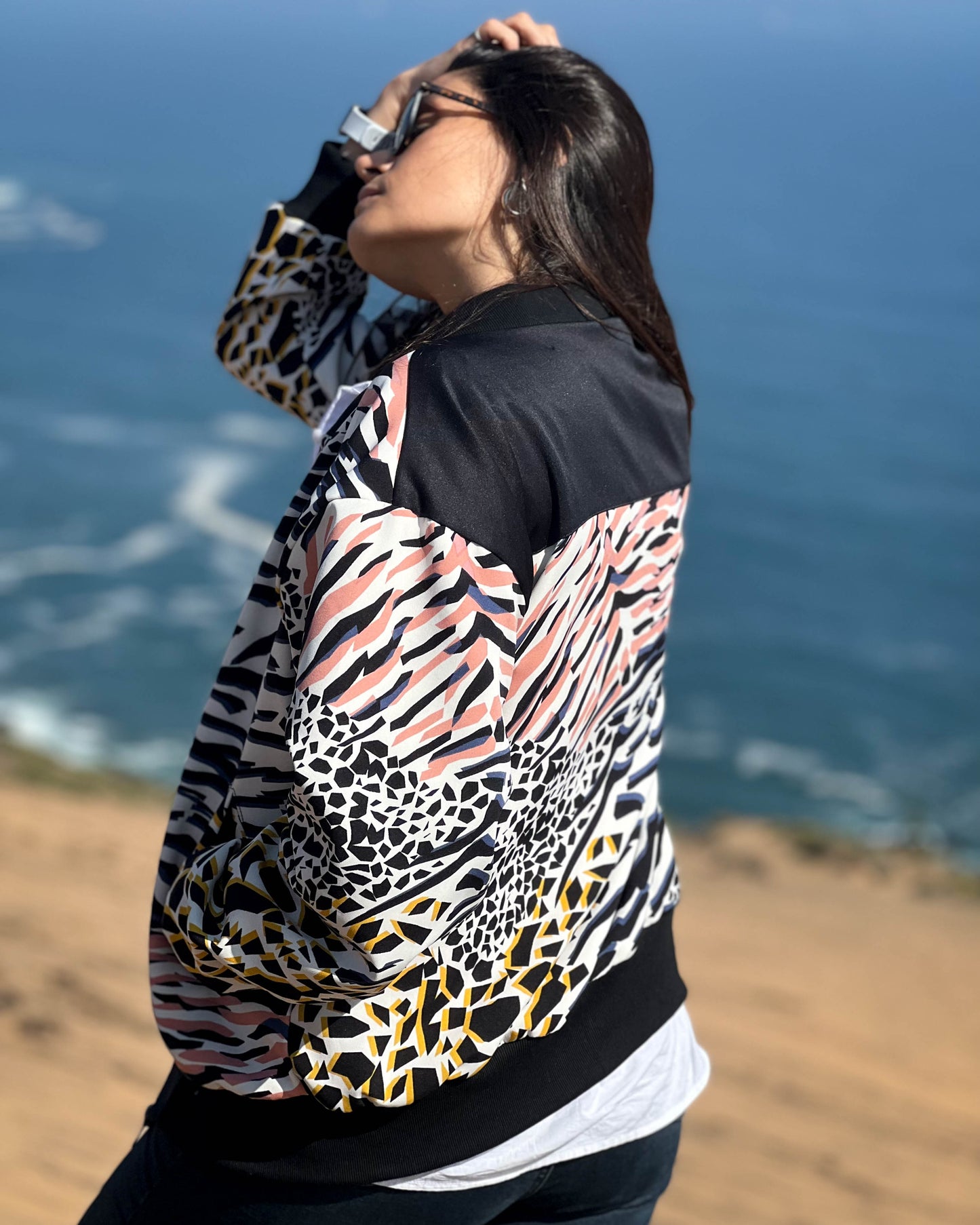 BOMBER JACKET PARTY AMARILLO.