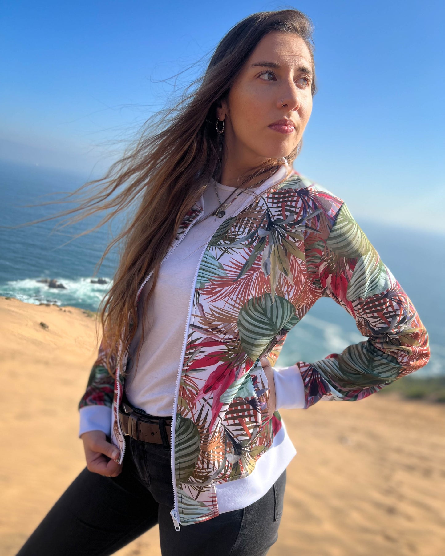 CHAQUETA SCUBA CLARA.