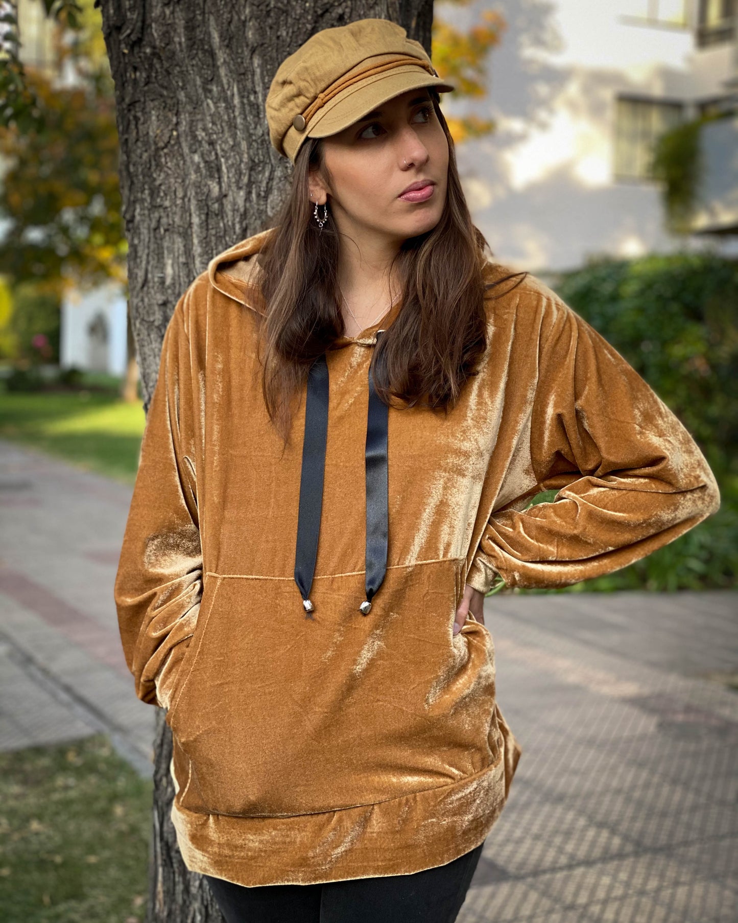 POLERÓN OVERSIZE CAMEL.