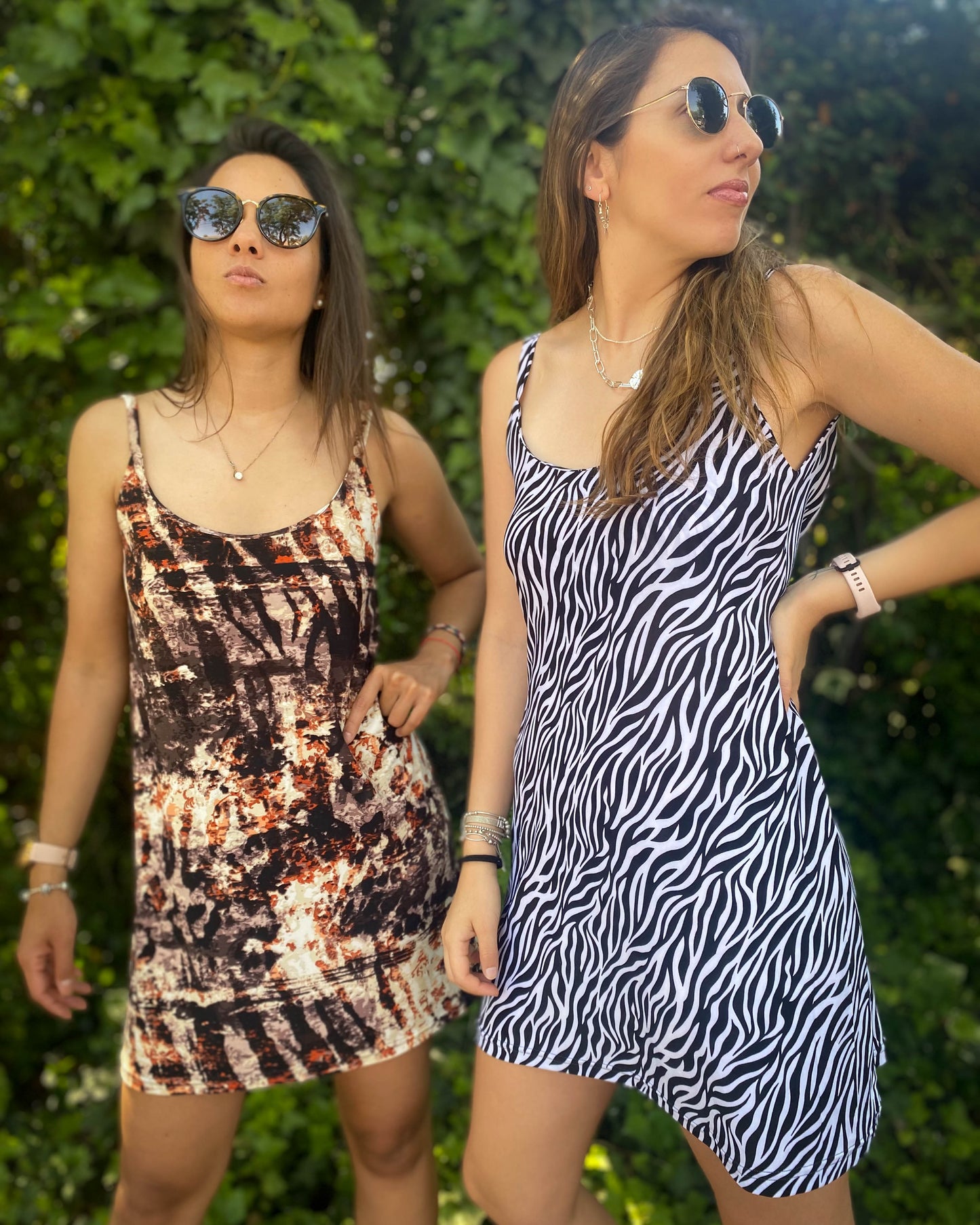 VESTIDO ESCOTE ESPALDA CEBRA.