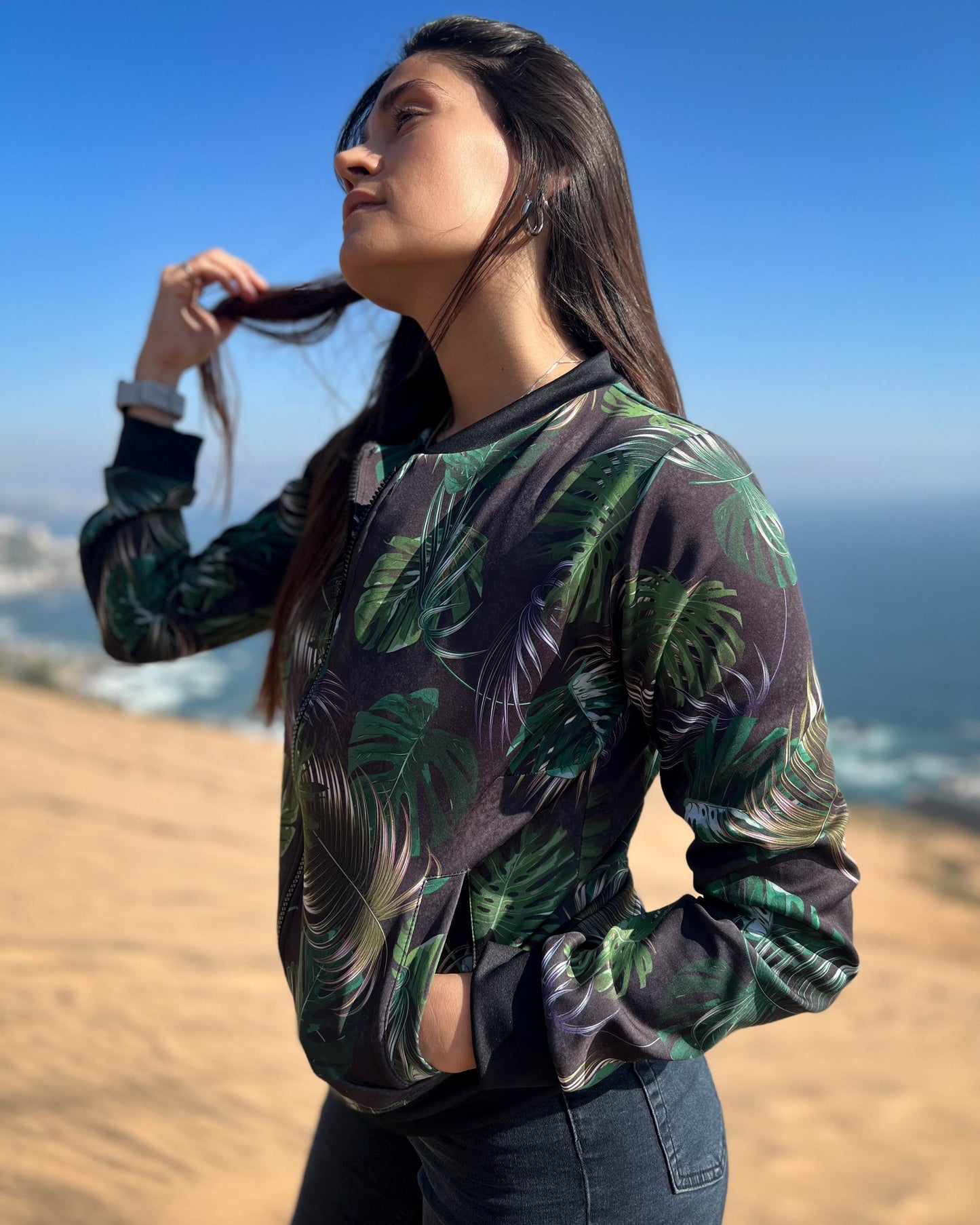 CHAQUETA SCUBA HOJAS.