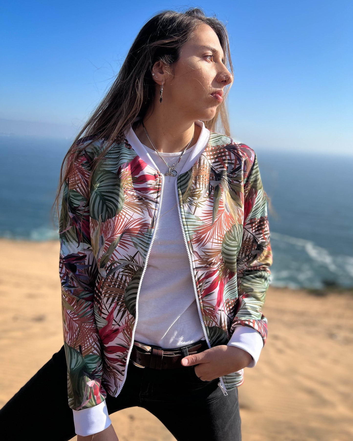 CHAQUETA SCUBA CLARA.