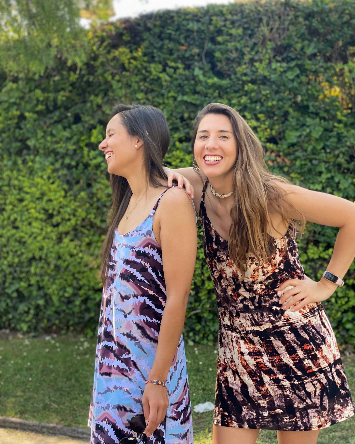 VESTIDO ESCOTE ESPALDA CELESTE.