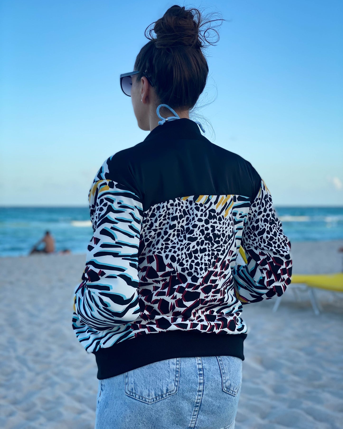 BOMBER JACKET PARTY.