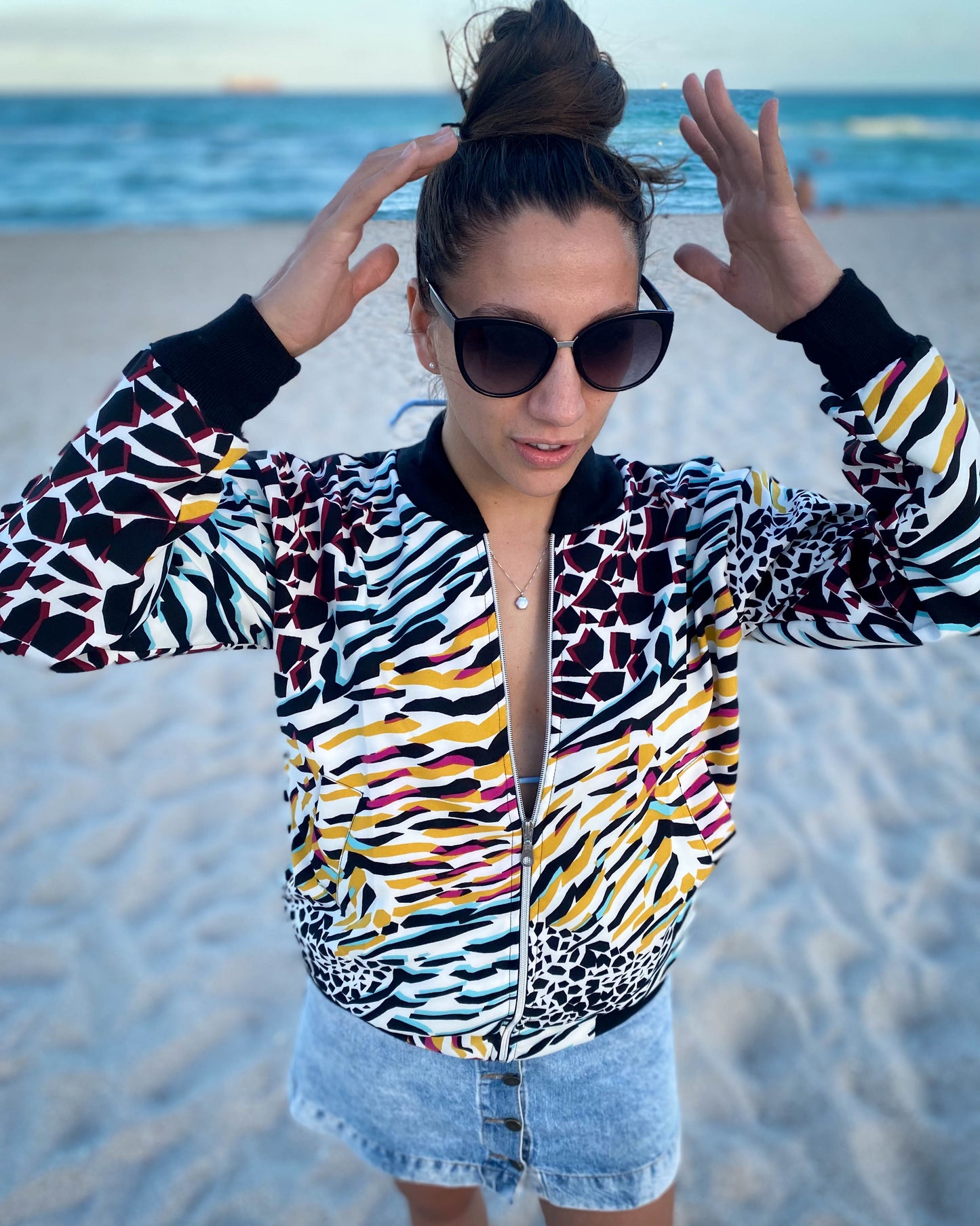 BOMBER JACKET PARTY.