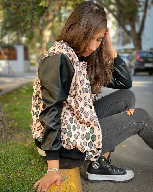 BOMBER PRINT ROSE CORTA.