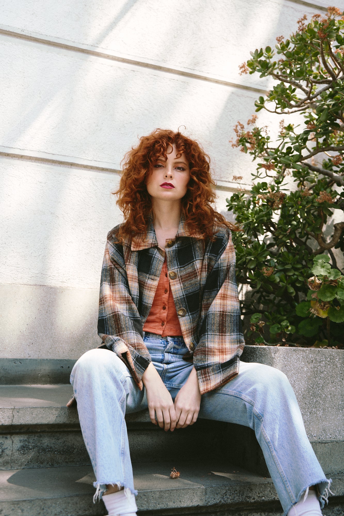 SOBRE CAMISA ESCOCESA.